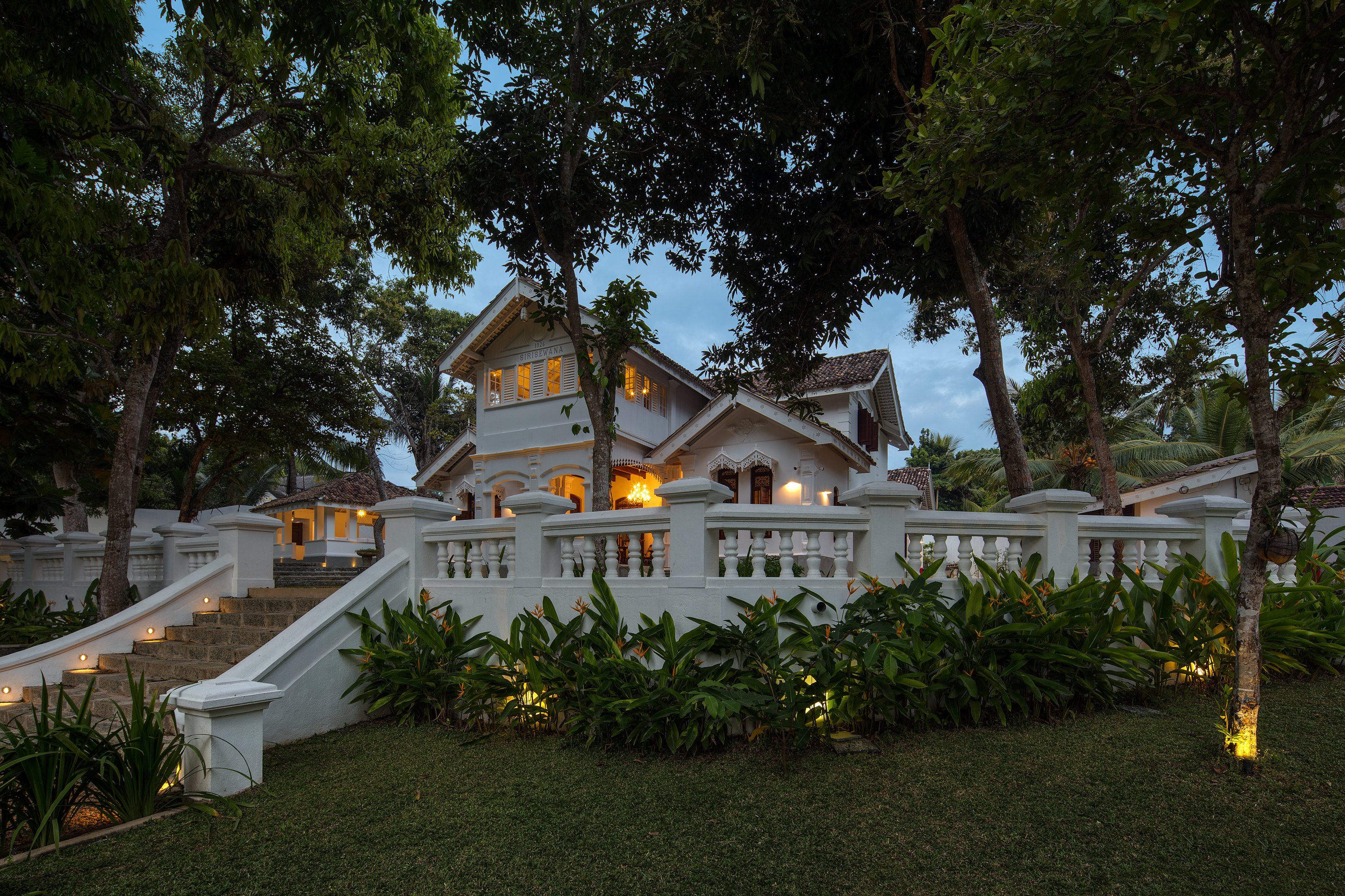 ARCHITECTURAL - RIVER HOUSE